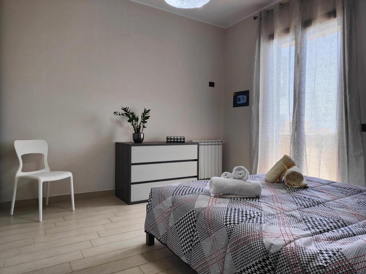 Siracusa Suite, Ac + Wi-Fi + Free Private Parking Syracuse Bagian luar foto