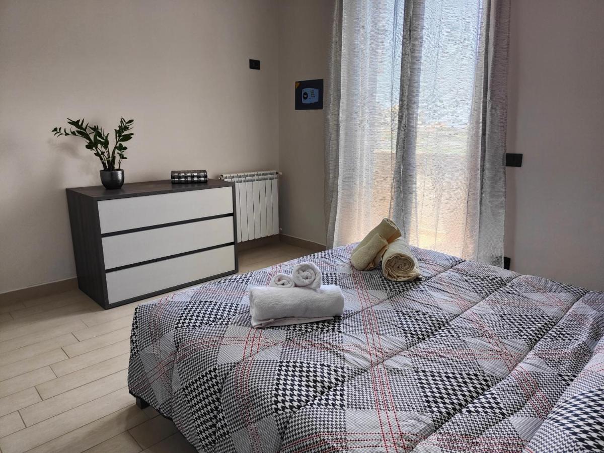 Siracusa Suite, Ac + Wi-Fi + Free Private Parking Syracuse Bagian luar foto